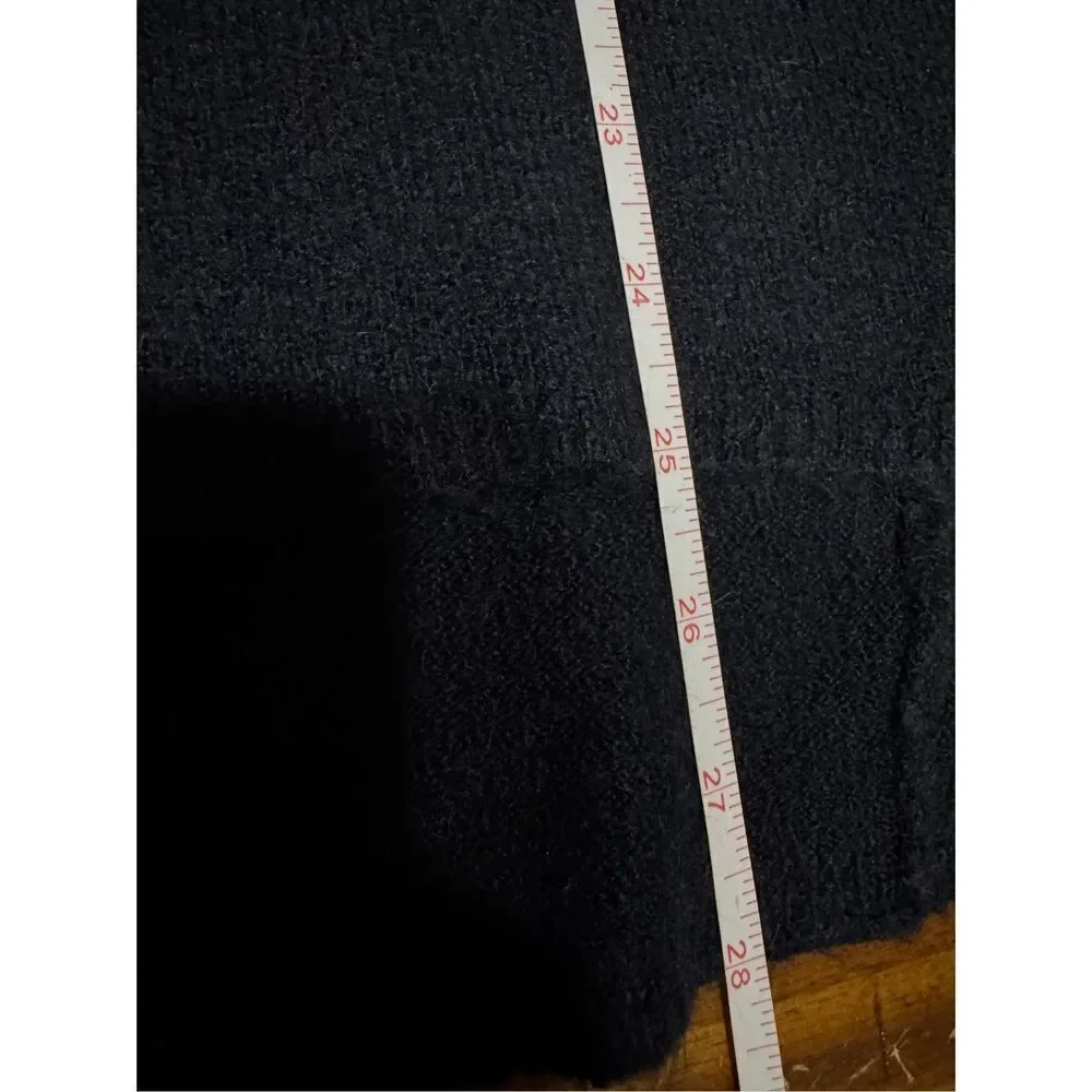 Apt 9 Black Long Sleeve Sweater Size Large